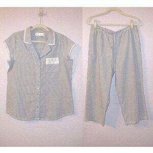 Eileen West Seersucker Pajamas Size M Eyelet Top & Pants 2 Piece Striped Coastal
